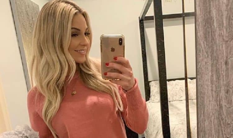 Lizzy Musi Net Worth